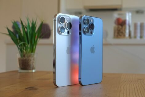O Apple iPhone 17 Pro 256 GB 
